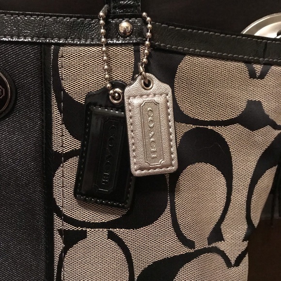 Coach Purse - Picture 4 of 5